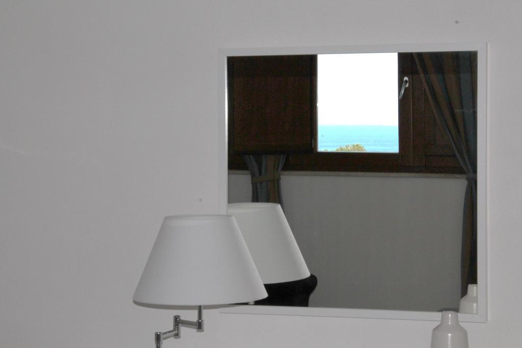 Casale Belvedere Vista Mare วาลเดอรีส ห้อง รูปภาพ