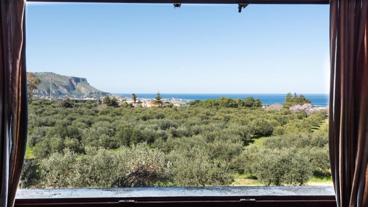 Casale Belvedere Vista Mare วาลเดอรีส ภายนอก รูปภาพ